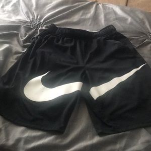 BOYD NIKE BASKETBALL🏀🏀 SHORTS!